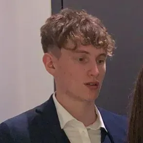 Homme de ménage touquet Paris plage 