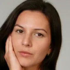 Babysitter a Napoli , con esperienza e inglese fluente