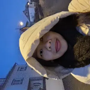 Pet lover in Luxembourg strassen