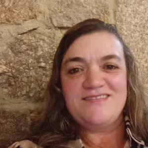 Empregada de limpeza  de casas 