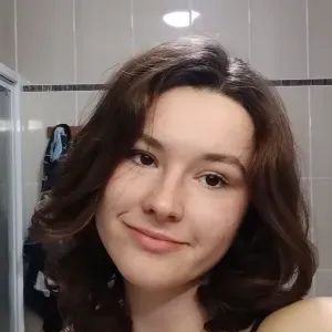 Baby-sitter gentil sûre Machecoul 