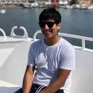 Prof d'espagnol et de la musique.