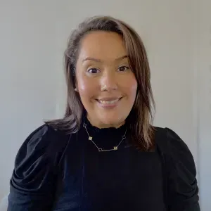 Nounou Bilingue avec 10+ ans d'expérience 