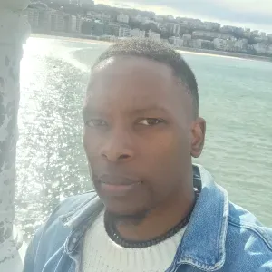 Pet sitting service with Alex 