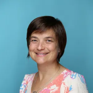 Toegewijde tutor helpt jouw kind met plezier te leren!