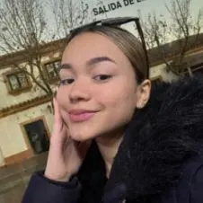 Cuido a tu bebé | Niñ****