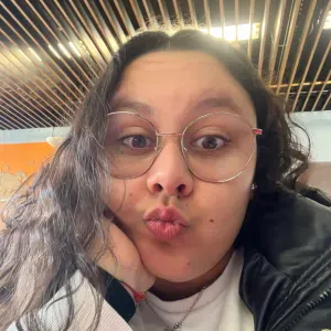 Babysitter universitária sem experiência 