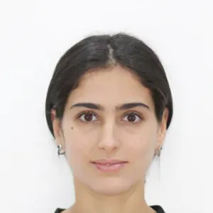 Lydia – Étudiante ingénieure propose cours maths & sciences