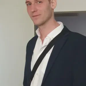 Zuverlässiger Babysitter (27) mit Erfahrung und Herz