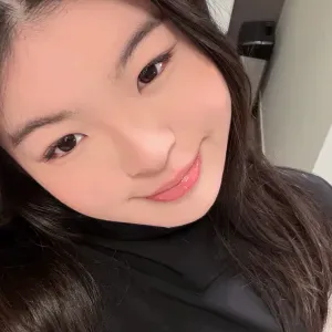  Baby-sitter motivée disponible en soirée