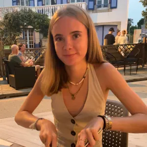 Baby-sitter débutante sur Quimperlé