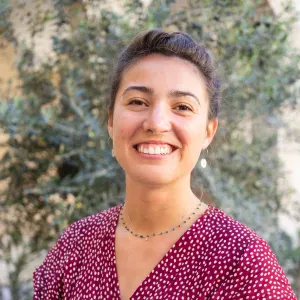 Recherche un travail de babysitter à temps partiel