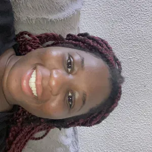 Olá estou disponível para fazer qualquer tipo de limpeza.