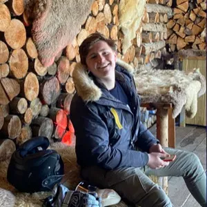 Baby-sitting occasionnel sur Saint-Tropez.