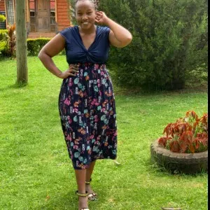 baby-sitter expérimentée à la recherche d'emplois 