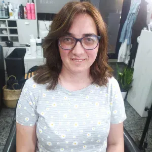 Empregada de limpeza responsavel 