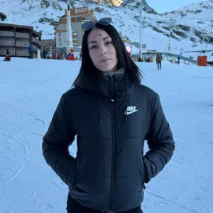 Baby sitter aux alentours artemare 