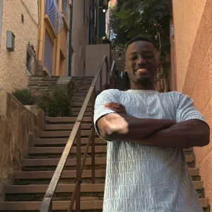 Aide ménagère à domicile fiable à La Louvière