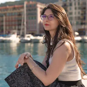 Accompagnante passionnée, disponible à Nice