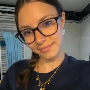 Cuisinière et femme de ménage !