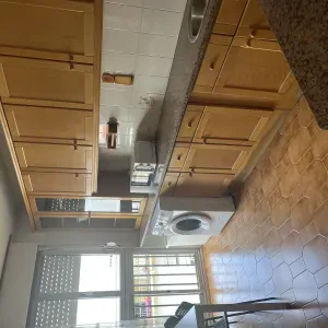 Estou à procura de uma empregada de limpeza perto de mim