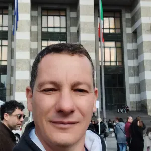 Aiutante alle pulizie generali a Passirano.