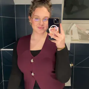 Garde d'animaux sérieuse et attentionnée