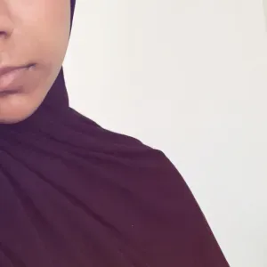 Jeune fille motivée pour faire le ménage à Paris