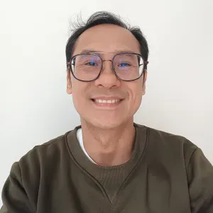 Honest and responsible housekeeper in Paris!