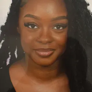 Baby-sitter ayant déjà travaillé avec des enfants