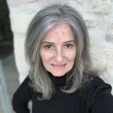 Femme de ménage soigneuse et fiable avec references