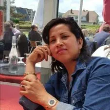 Nounou avec expérience, bonne humeur et dynamisme 