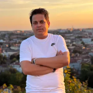 I am responsible and i am energetic,friendly,hard working 