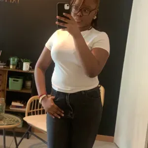 Baby-sitter expérimentée a Talence !