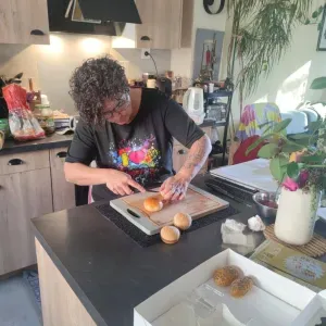 petite main à tout faire ( lussac 33570 ) 