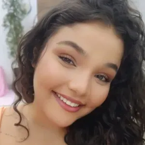 Babysitter com experiência em Torres vedras e região 