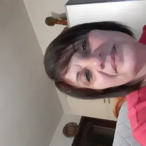 Salve sono  Roberta assistente  domiciliare  con