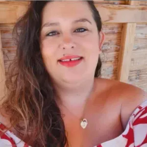 Aide-soignante de confiance plus de 15 ans d'expérience.