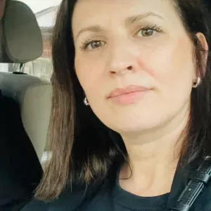 Ménage de qualité avec aide à domicile expérimentée