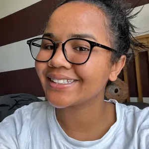 Baby sitter expérimenté à Bruxelles 