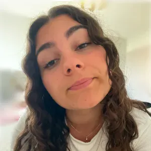 Baby-Sitter motivée et sérieuse - expérience maternelle 