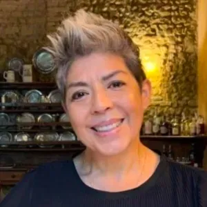 Tata con piu di 30 anni di esperienza