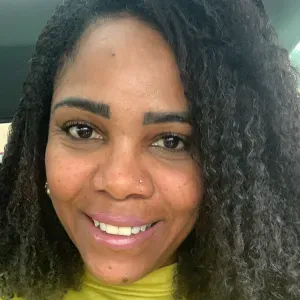 Aide pour le service d'accompagnement des personnes âgées.