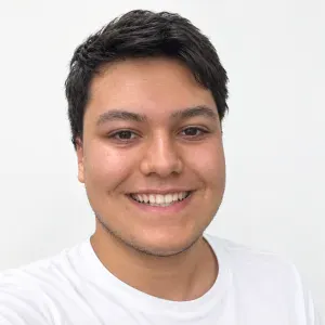 Baby-sitter 17 ans | Permis + Voiture | Flexible & Fiable