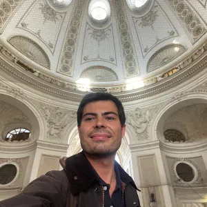 Oferta de emprego para petsitter em Porto