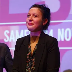 Baby-sitter expérimentée basée à Montoire / véhiculée