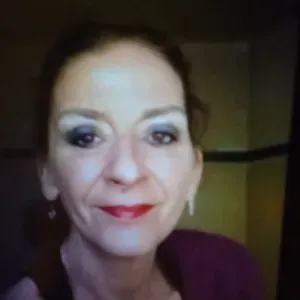 Dame de compagnie , aide à la personne âgée ou handicapée 