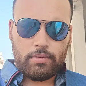 cuidador de cães e gatos. eu amo animais de estimação 