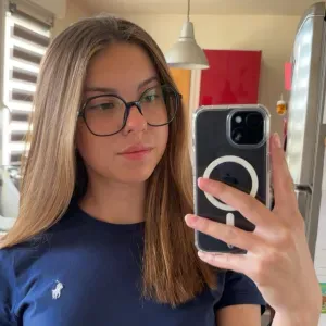 Baby-sitter motivée aux alentours de Mussy sur Seine 