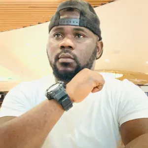 Aide pour diverses activités jardinage ménage course 